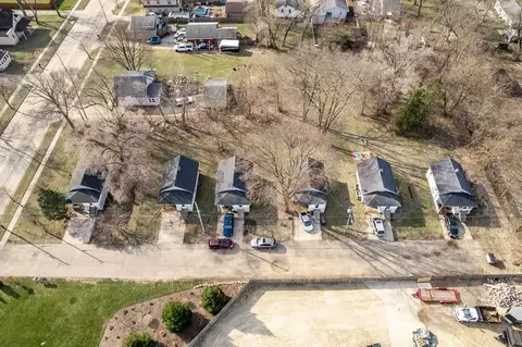826-850 Sharpes Ct, Beloit, WI 53511