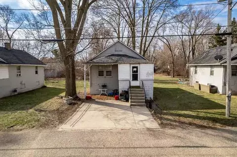Exterior - 826-850 Sharpes Ct, Beloit, WI 53511 photo 2 of 2