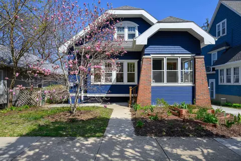 2422 Chamberlain Ave, Madison, WI 53726