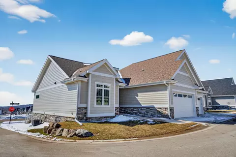 1148 Irene Ct, Waunakee, WI 53597