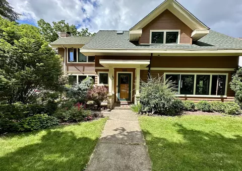 2610 Chamberlain Ave, Madison, WI 53705