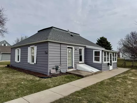 565 Madison St, Fennimore, WI 53809