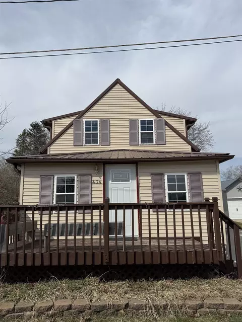434 Brody Ave, Cashton, WI 54619
