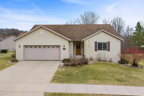 1422 Ridgeview Dr, Reedsburg, WI 53959