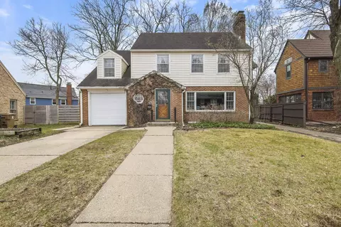 3625 Spring Trl, Madison, WI 53711