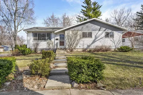 4702 Retana Dr, Madison, WI 53714