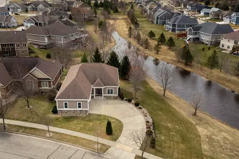 269 W Nelson St, Deerfield, WI 53531