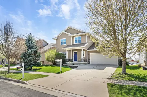 260 S Goldenrod Dr, Sun Prairie, WI 53590