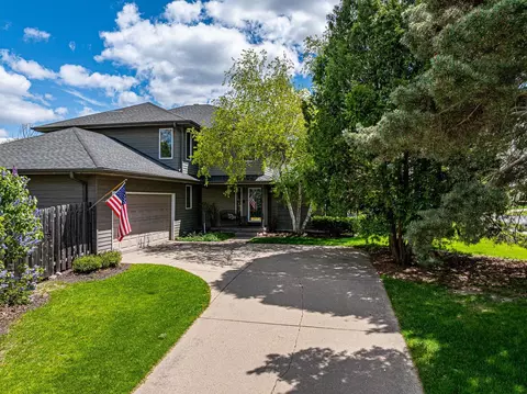321 Sauk Creek Dr, Madison, WI 53717
