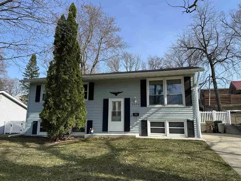 3233 Quincy Ave, Madison, WI 53704