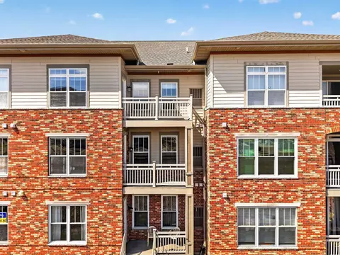 6402 Milwaukee St #207, Madison, WI 53718