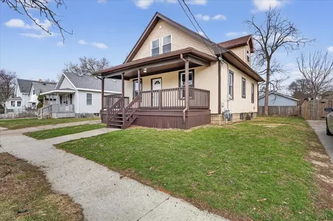 Exterior - 1423 Hull Ave, Beloit, WI 53511 photo 2 of 10