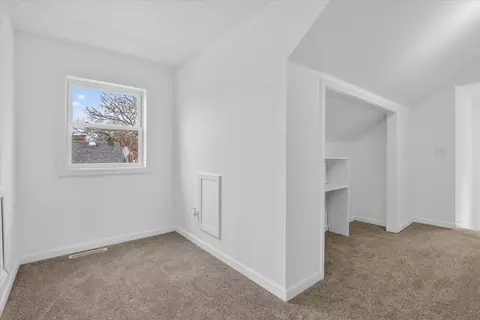 Bedroom - 1423 Hull Ave, Beloit, WI 53511 photo 9 of 12