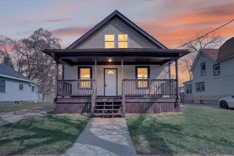 1423 Hull Ave, Beloit, WI 53511