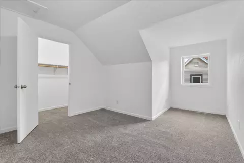 Bedroom - 1423 Hull Ave, Beloit, WI 53511 photo 11 of 12