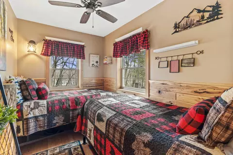 Bedroom - 129 E Water St, Montello, WI 53949 photo 3 of 6