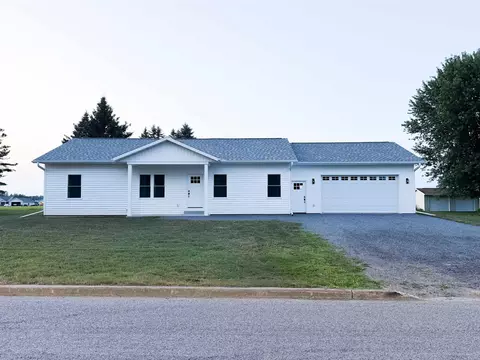 118500 Fieldrest Dr, Stratford, WI 54484