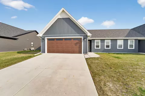 340 Lilac Ln, Stoughton, WI 53589