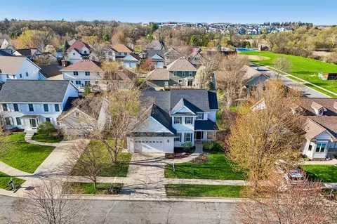 1606 Kohler Ct, Waunakee, WI 53597