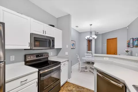 10 Kings Mill Cir #309, Madison, WI 53718