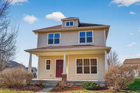 8903 White Coral Way, Middleton, WI 53562