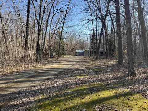 221 W Cumberland Ave, Berlin, WI 54923