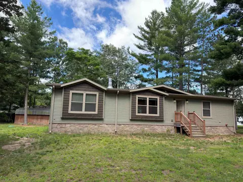2117 Leona St, Friendship, WI 53934