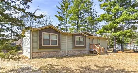 2117 Leona St, Friendship, WI 53934