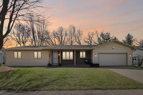 1603 Chapin Ln, Stoughton, WI 53589