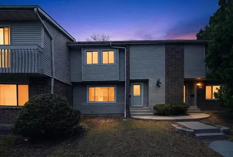 214 Grand Canyon Dr, Madison, WI 53705