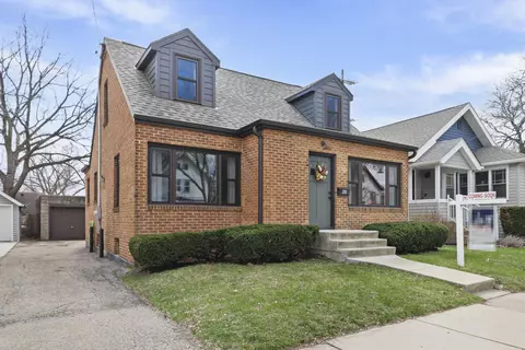 2741 Milwaukee St, Madison, WI 53704