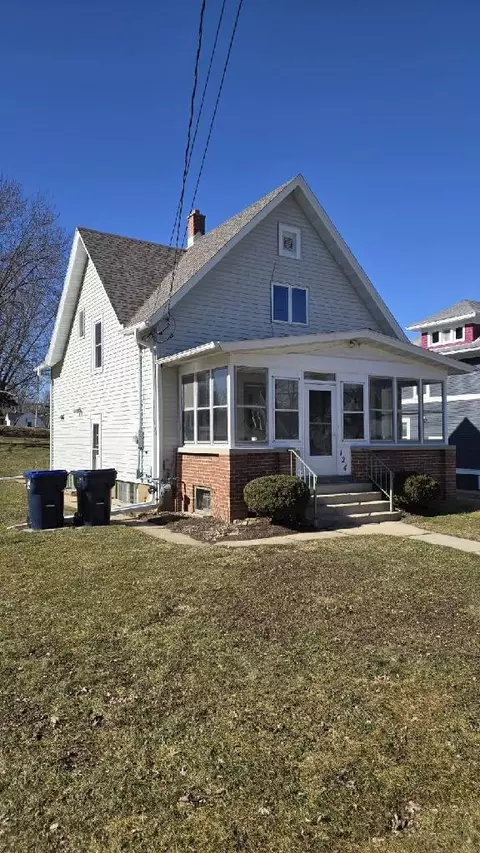 124 Juneau St, Horicon, WI 53032