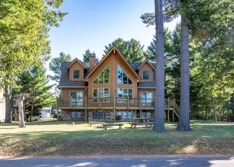 1948 Hill Ave, Friendship, WI 53934