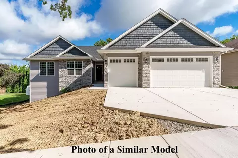 820 N Waveland Rd, Janesville, WI 53548