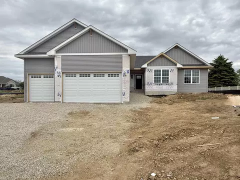 820 N Waveland Rd, Janesville, WI 53548