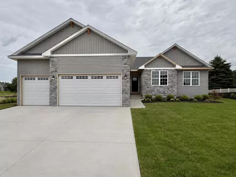 820 N Waveland Rd, Janesville, WI 53548