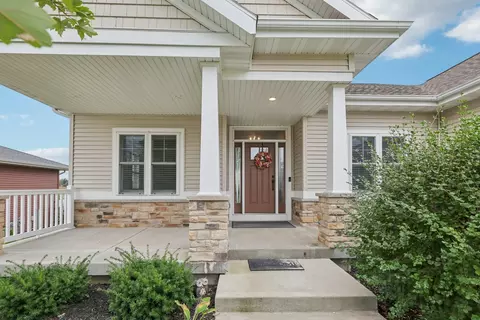 2109 Korgen Dr, Stoughton, WI 53589