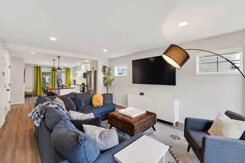6124 Ragan St, Madison, WI 53718