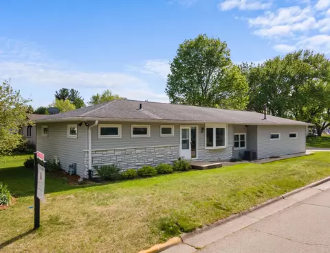 505 Walker St, Mazomanie, WI 53560