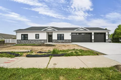 217 Dale Dr, Lodi, WI 53555