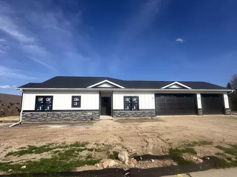 217 Dale Dr, Lodi, WI 53555