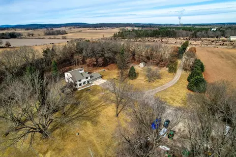 w8347 Thompson Road, Poynette, WI 53955