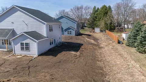 Exterior - 68-70 E Ash Ln, Milton, WI 53563 photo 4 of 8