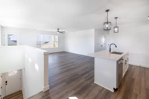 Living - 1812-1814 W Kyle Cir, Beloit, WI 53511 photo 4 of 4