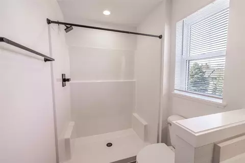 Bath - 1812-1814 W Kyle Cir, Beloit, WI 53511 photo 1 of 2