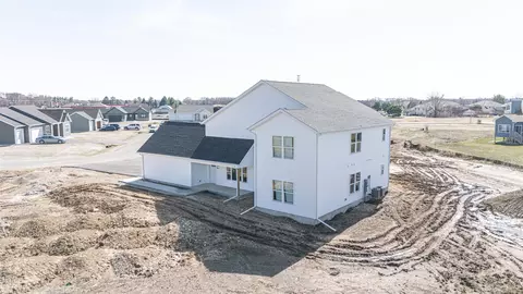 View/Area - 1802-1804 W Kyle Cir, Beloit, WI 53511 photo 1 of 5