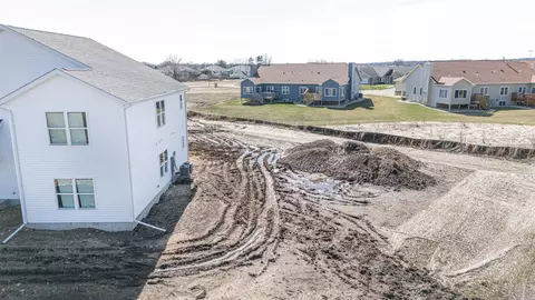 View/Area - 1802-1804 W Kyle Cir, Beloit, WI 53511 photo 2 of 5