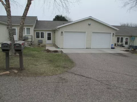 1407 15th St #35, Baraboo, WI 53913
