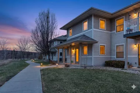 2822 Pleasant View Rd #101, Middleton, WI 53562