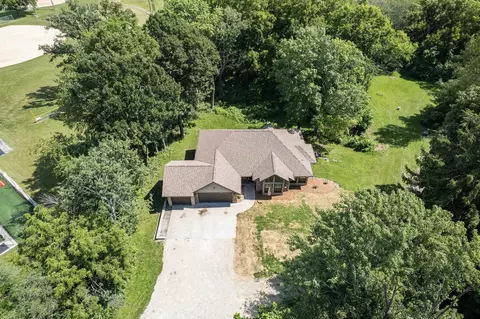 1000 Whitetail Dr, Fort Atkinson, WI 53538